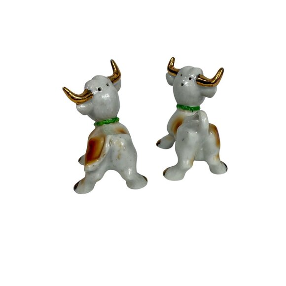 Vintage Kitsch Ceramic Cow Salt & Pepper Shakers Hand-Painted Japan - Picture 3 of 6